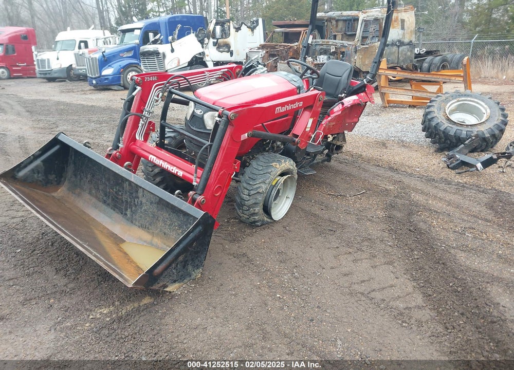 2017 MAHINDRA 2540 SHUTTLE VIN: 000000040GRJ01179