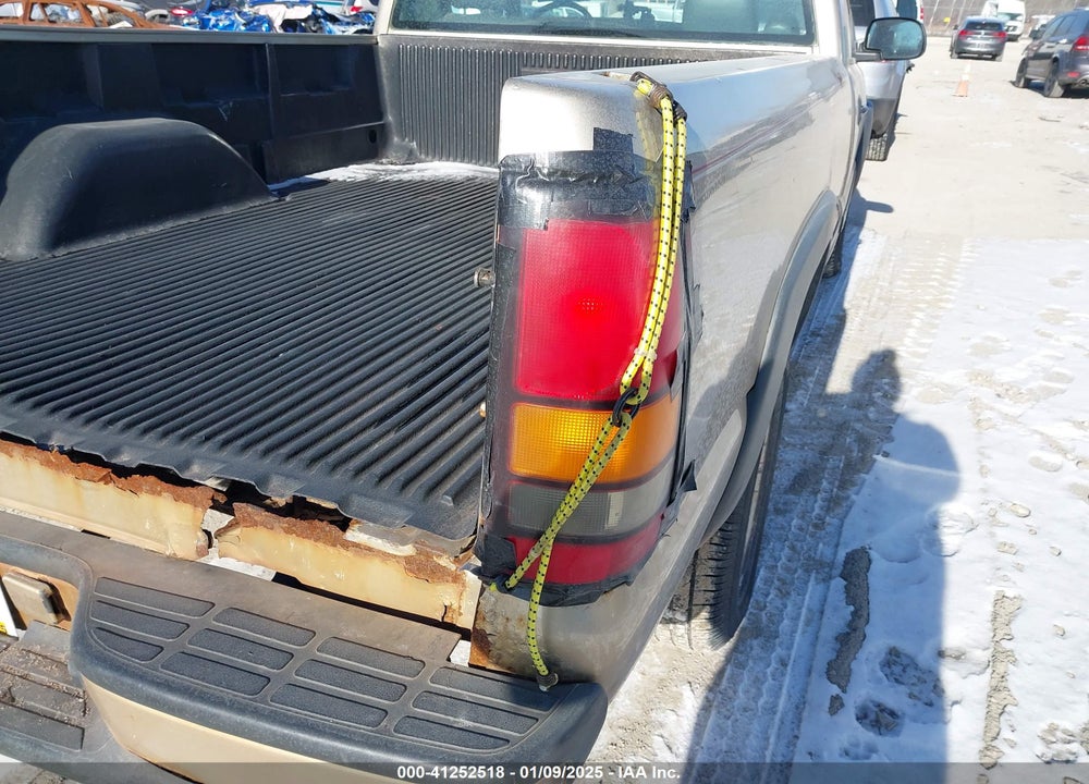 2004 GMC SIERRA 1500 WORK TRUCK VIN: 1GTEK14V64Z133973