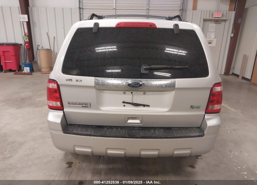 2010 FORD ESCAPE LIMITED VIN: 1FMCU0EG9AKB31680