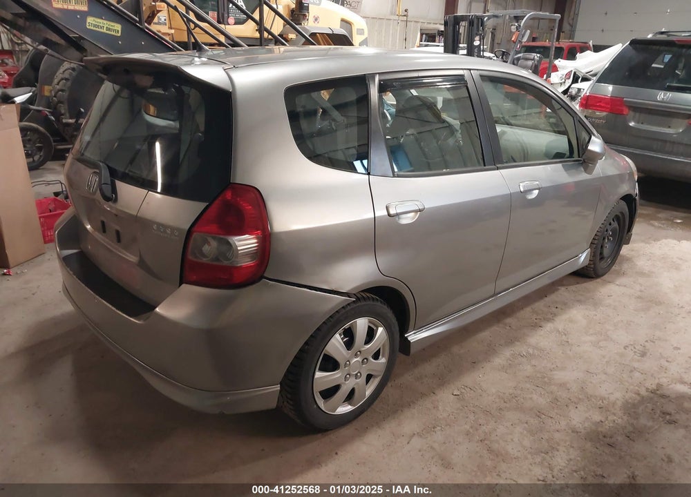 2008 HONDA FIT SPORT VIN: JHMGD38648S026354