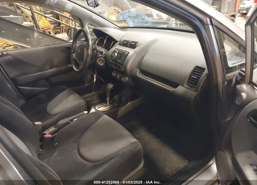 2008 HONDA FIT SPORT VIN: JHMGD38648S026354