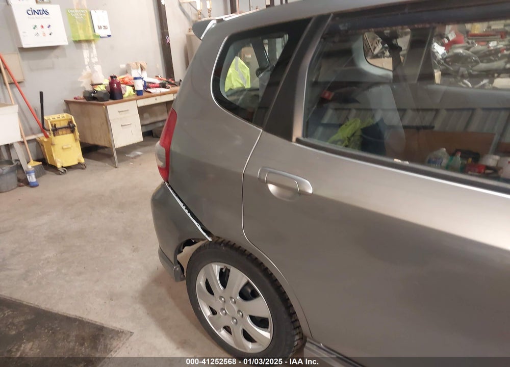 2008 HONDA FIT SPORT VIN: JHMGD38648S026354