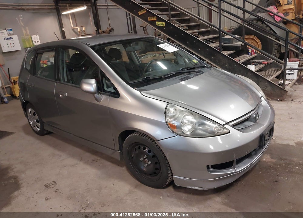 2008 HONDA FIT SPORT VIN: JHMGD38648S026354