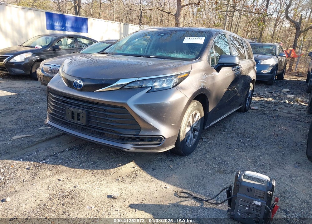 2023 TOYOTA SIENNA LE VIN: 5TDKRKEC1PS173224