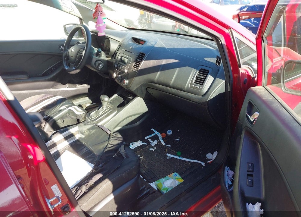 2016 KIA FORTE VIN: KNAFK4A63G5614114
