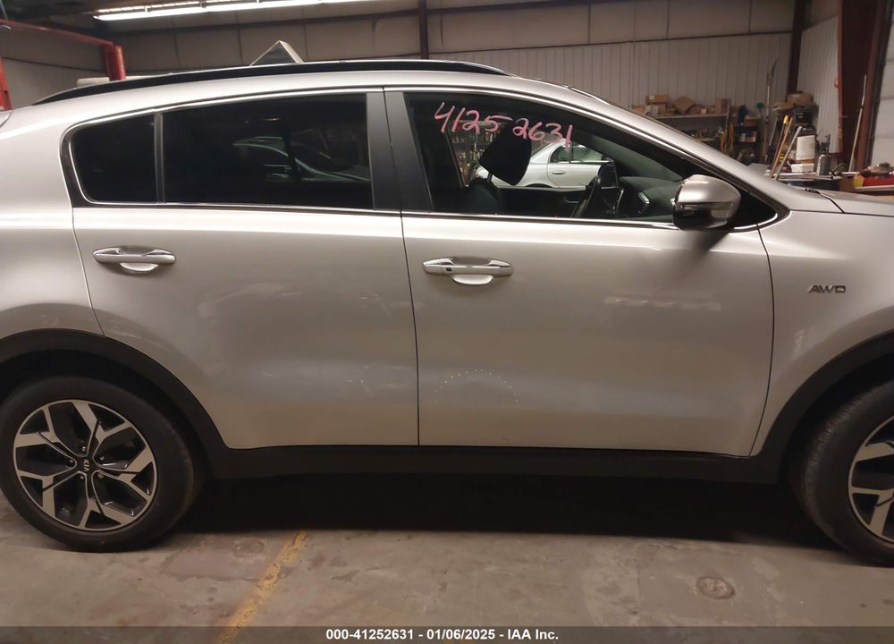 2021 KIA SPORTAGE EX VIN: KNDPNCAC7M7899639