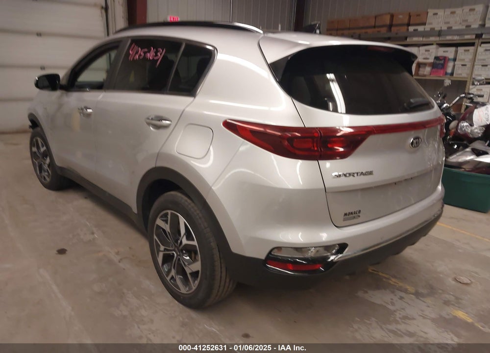 2021 KIA SPORTAGE EX VIN: KNDPNCAC7M7899639