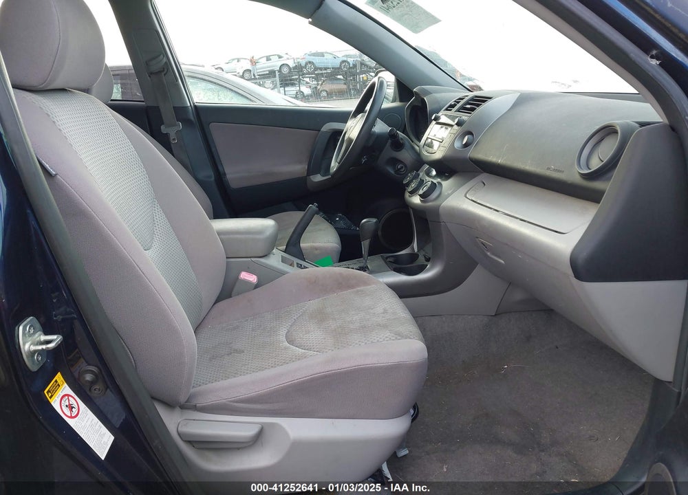 2006 TOYOTA RAV4 VIN: JTMBD33V365013391