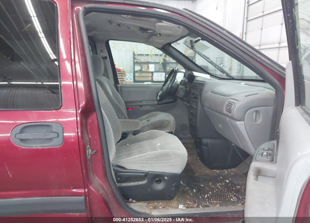 2003 CHEVROLET VENTURE LT W/1SD VIN: 1GNDX03E73D144993
