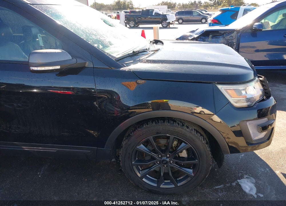 2017 FORD EXPLORER XLT VIN: 1FM5K7D82HGA03182