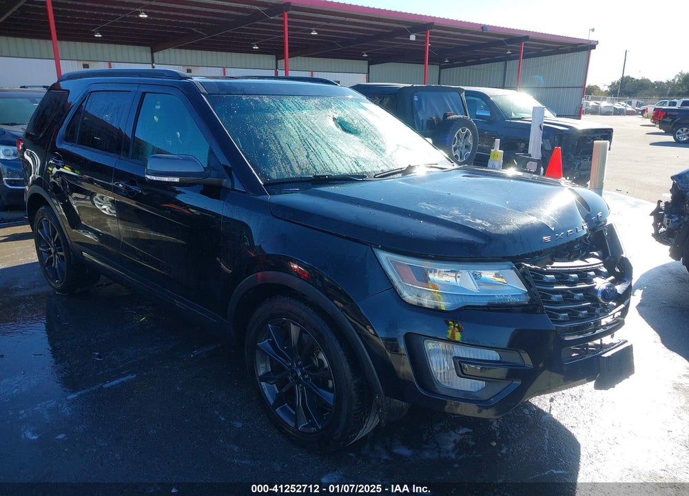 2017 FORD EXPLORER XLT VIN: 1FM5K7D82HGA03182