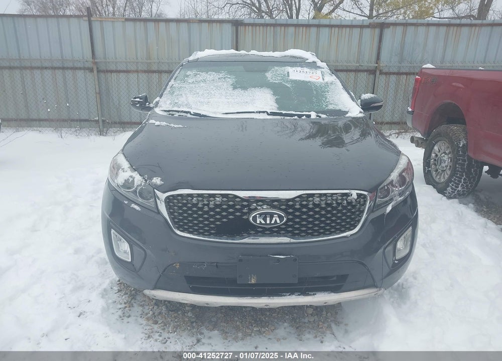 2017 KIA SORENTO VIN: 5XYPK4A58HG307433