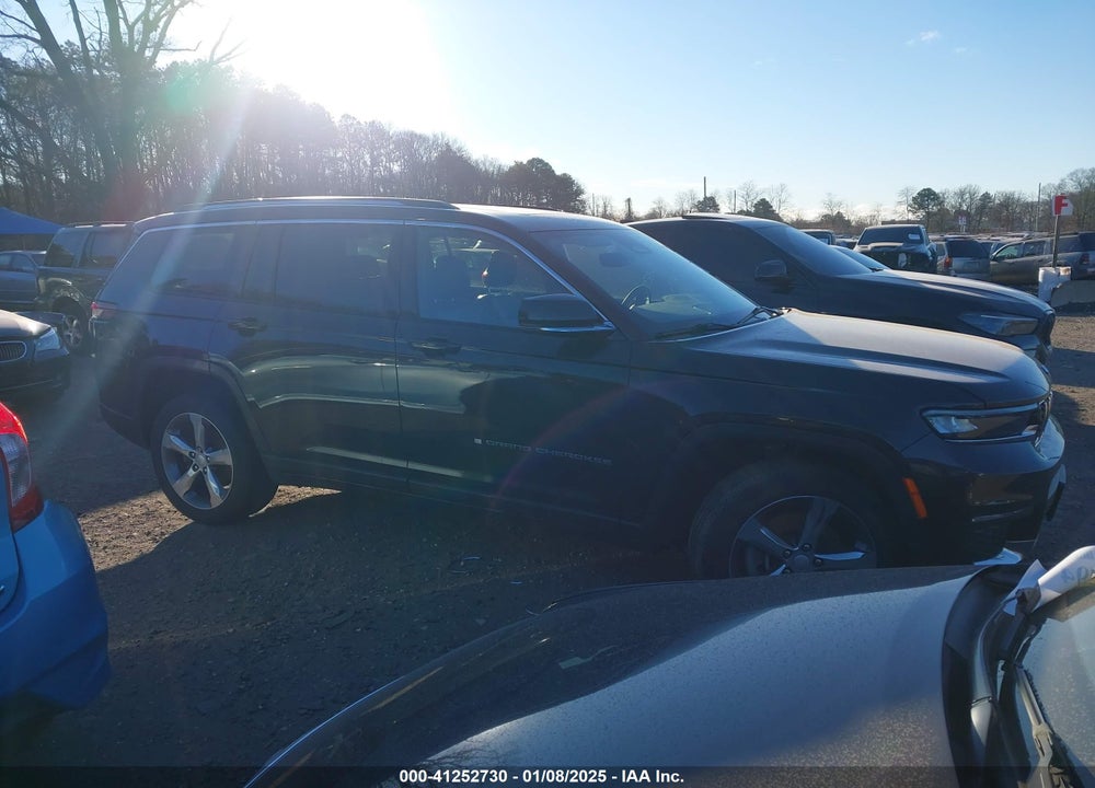 2021 JEEP GRAND CHEROKEE L VIN: 1C4RJKBG9M8201459