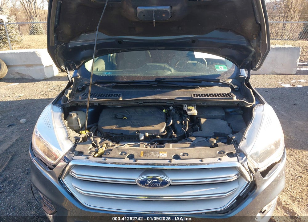 2018 FORD ESCAPE SE VIN: 1FMCU9GD4JUB66008