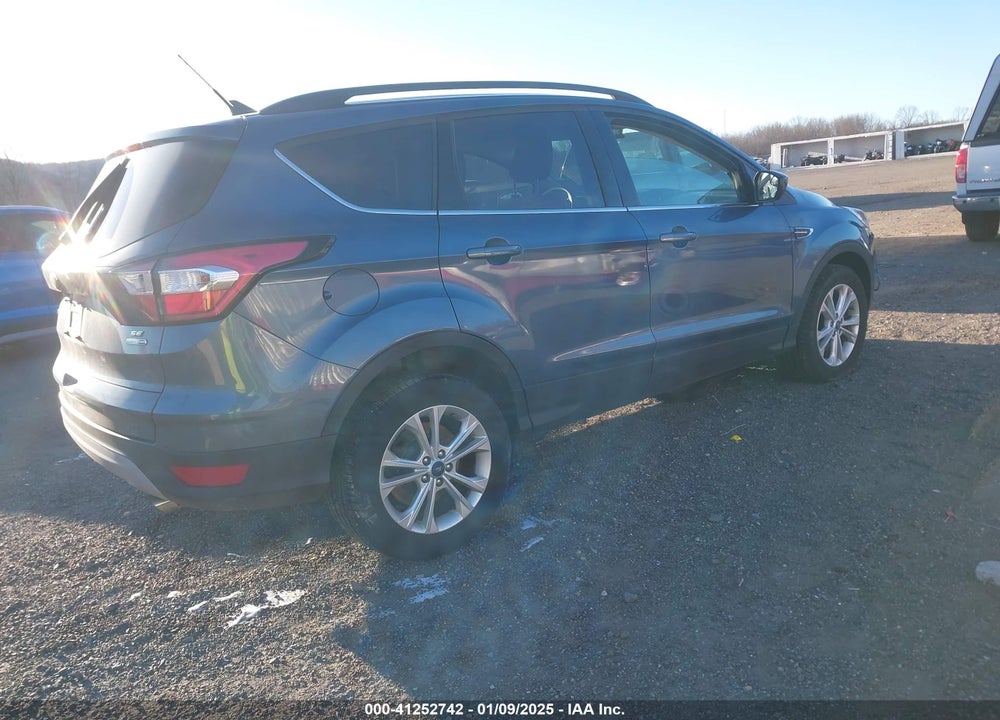 2018 FORD ESCAPE SE VIN: 1FMCU9GD4JUB66008