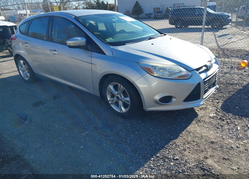 2014 FORD FOCUS SE VIN: 1FADP3K26EL101777