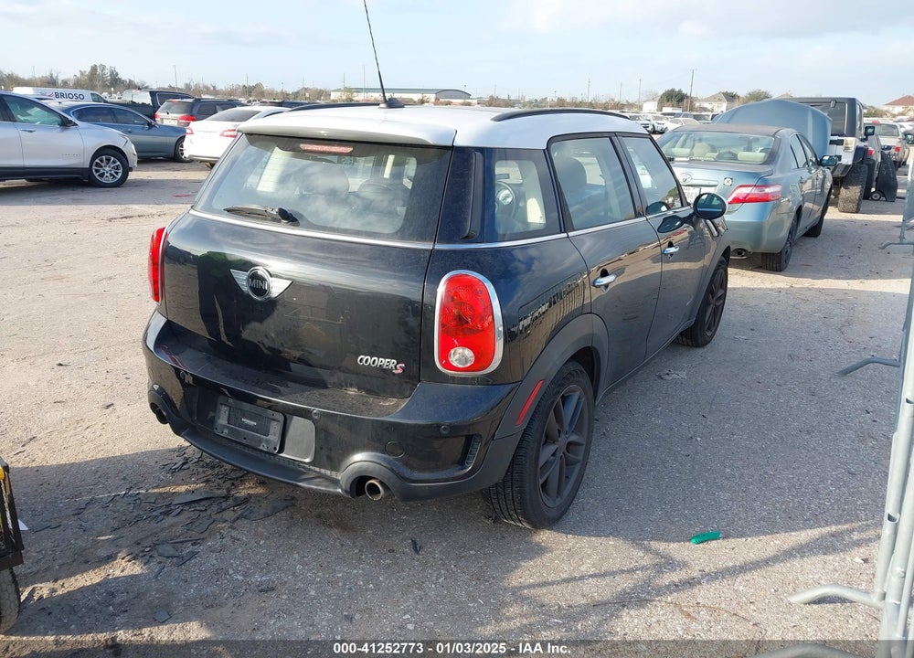 2013 MINI COUNTRYMAN COOPER S VIN: WMWZC5C57DWP31284