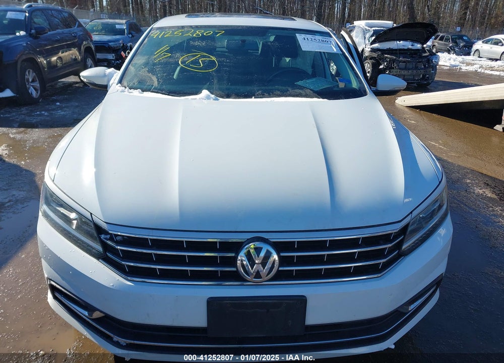 2018 VOLKSWAGEN PASSAT VIN: 1VWBA7A36JC050177