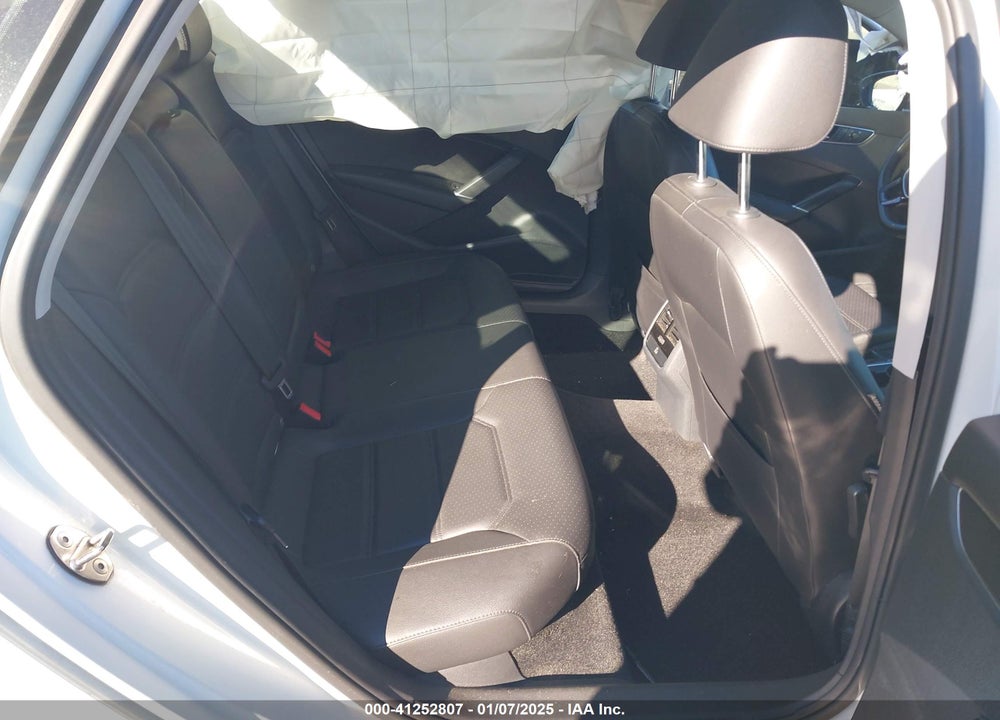 2018 VOLKSWAGEN PASSAT VIN: 1VWBA7A36JC050177
