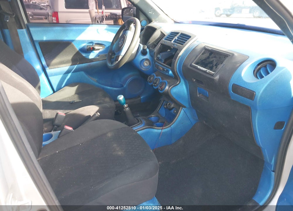 2008 SCION XD VIN: JTKKU10428J017077