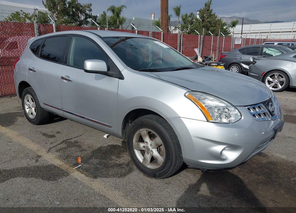 2013 NISSAN ROGUE S VIN: JN8AS5MT5DW018050