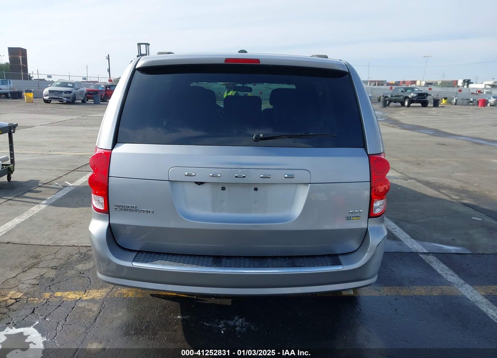 2017 DODGE GRAND CARAVAN SXT VIN: 2C4RDGCG0HR825714