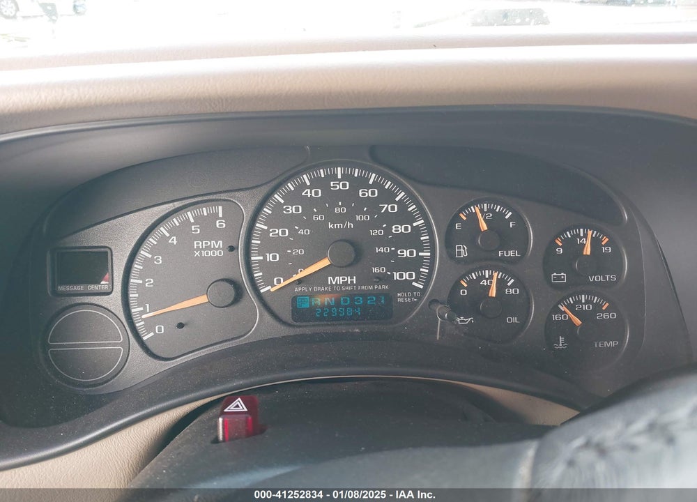 2002 CHEVROLET TAHOE LT VIN: 1GNEK13Z62J294833