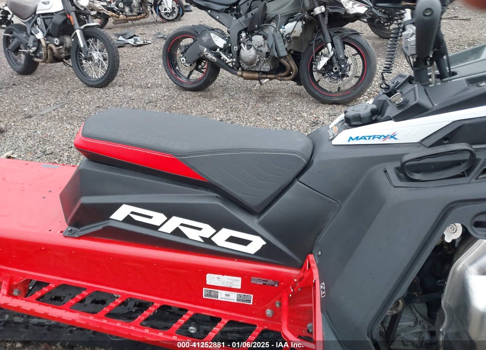 2023 POLARIS PATRIOT BOOST RMK VIN: SN1TGM9B4PC261061