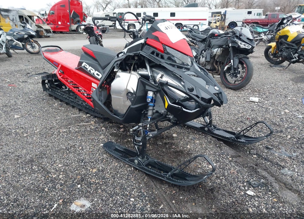 2023 POLARIS PATRIOT BOOST RMK VIN: SN1TGM9B4PC261061