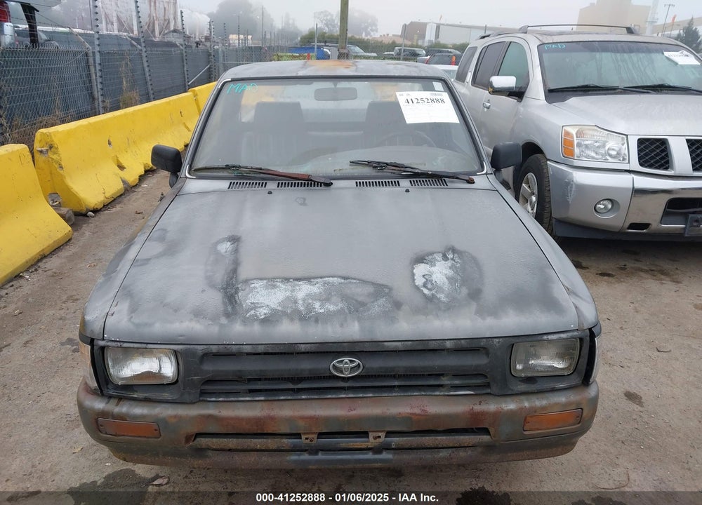 1992 TOYOTA PICKUP 1/2 TON SHORT WHLBASE STB VIN: 4TARN81A5NZ046212