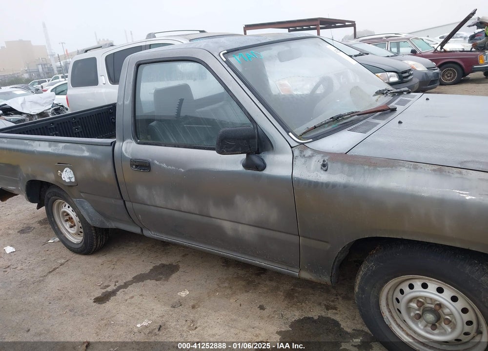 1992 TOYOTA PICKUP 1/2 TON SHORT WHLBASE STB VIN: 4TARN81A5NZ046212