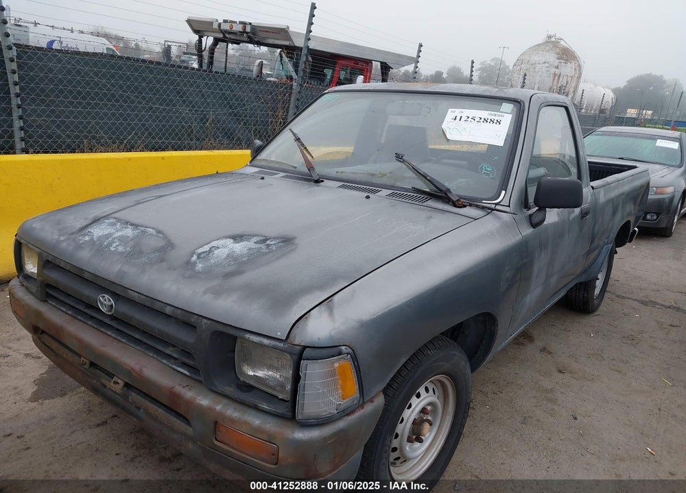 1992 TOYOTA PICKUP 1/2 TON SHORT WHLBASE STB VIN: 4TARN81A5NZ046212