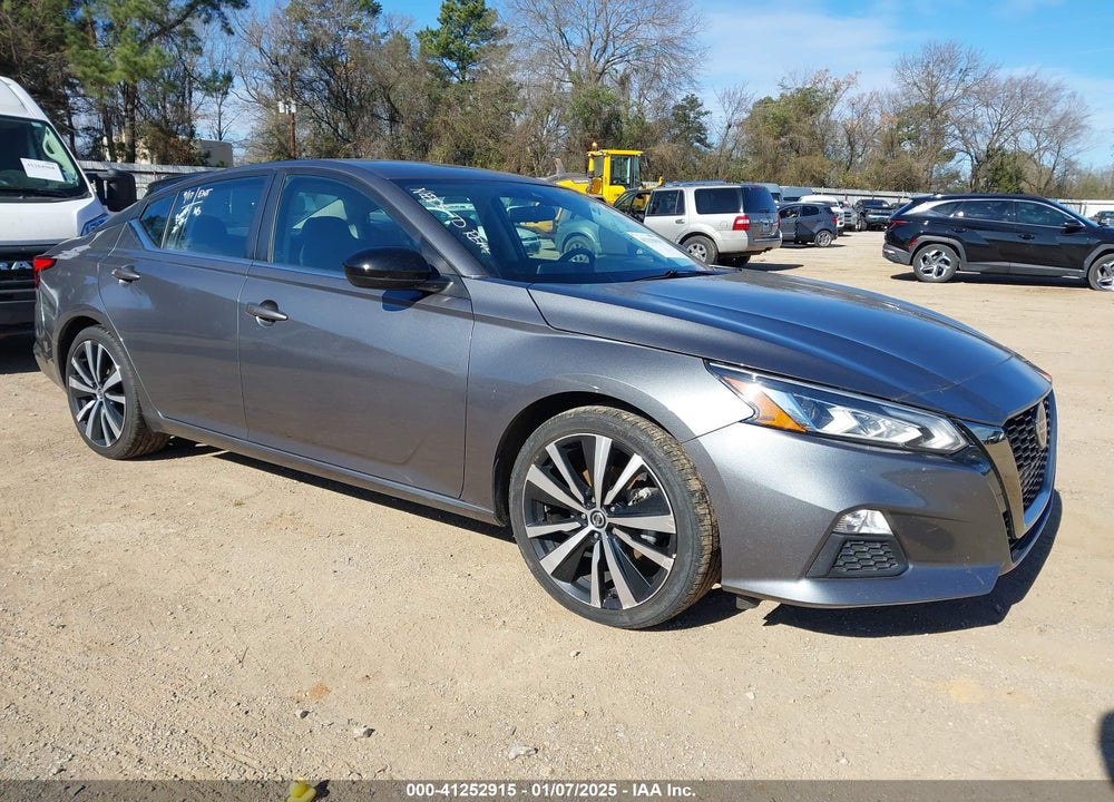 2022 NISSAN ALTIMA SR FWD VIN: 1N4BL4CV0NN328825