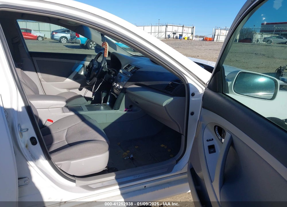 2010 TOYOTA CAMRY VIN: 4T1BF3EK2AU564600