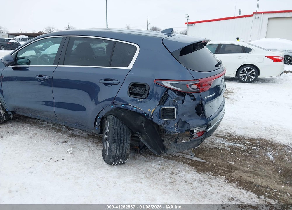 2022 KIA SPORTAGE LX VIN: KNDPMCAC8N7966382