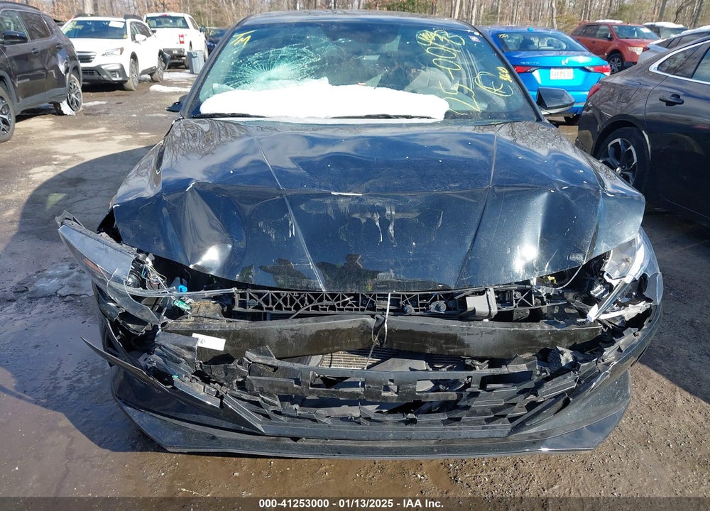 2021 HYUNDAI ELANTRA VIN: 5NPLM4AG9MH001452
