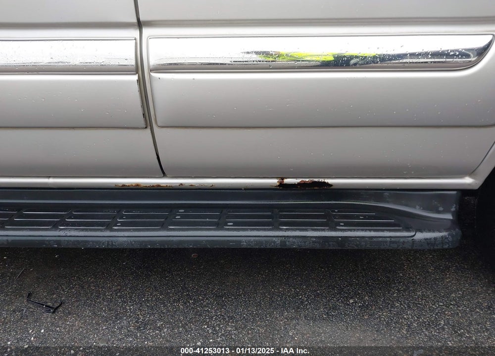 2006 GMC YUKON SLE VIN: 1GKEC13V76R139769