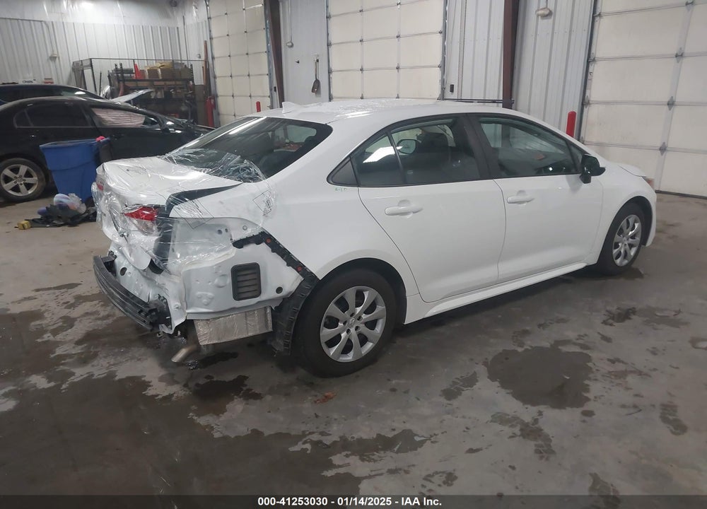 2024 TOYOTA COROLLA LE VIN: 5YFB4MDE2RP086702