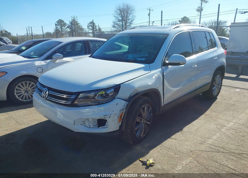 2016 VOLKSWAGEN TIGUAN SE VIN: WVGAV7AX0GW596319