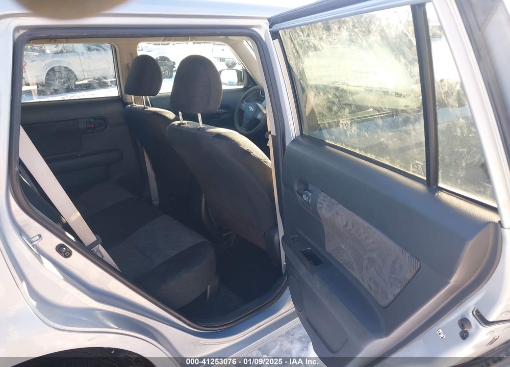 2013 SCION XB VIN: JTLZE4FE6DJ043877