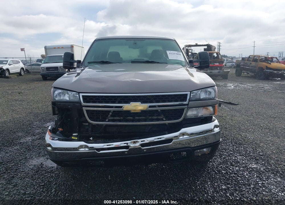 2006 CHEVROLET SILVERADO 2500HD LT1 VIN: 1GCHK23U96F159922