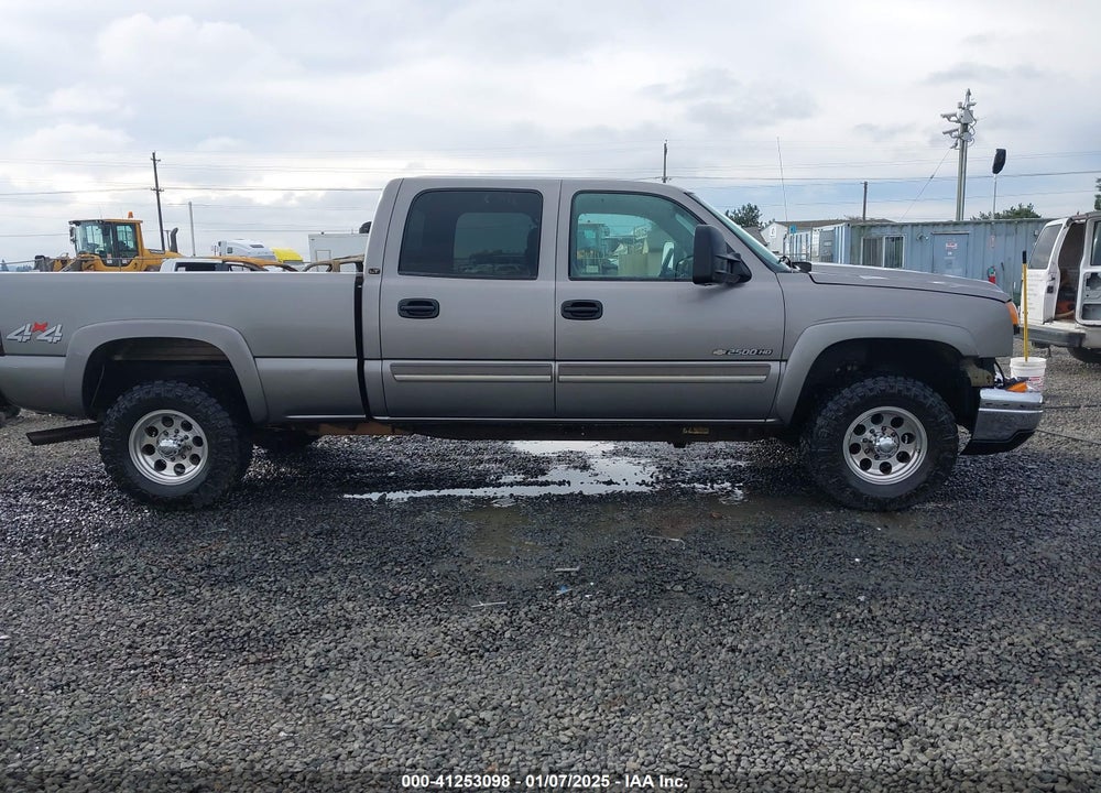 2006 CHEVROLET SILVERADO 2500HD LT1 VIN: 1GCHK23U96F159922