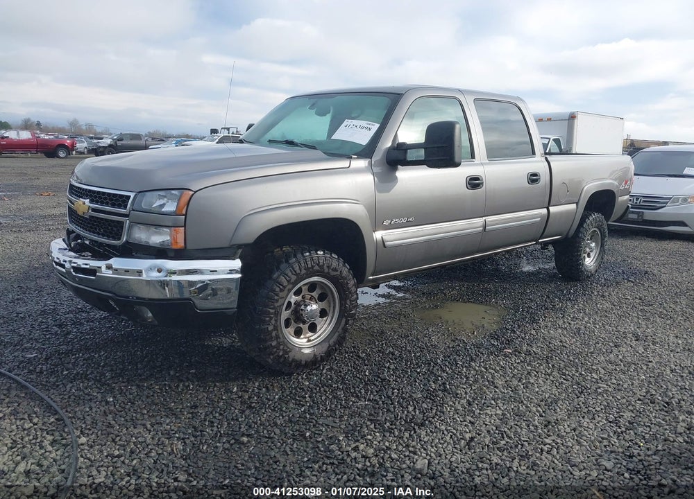 2006 CHEVROLET SILVERADO 2500HD LT1 VIN: 1GCHK23U96F159922