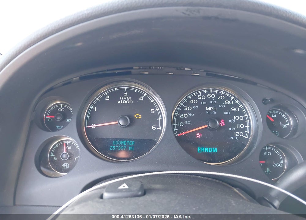 2008 GMC YUKON DENALI VIN: 1GKFK63808J240734