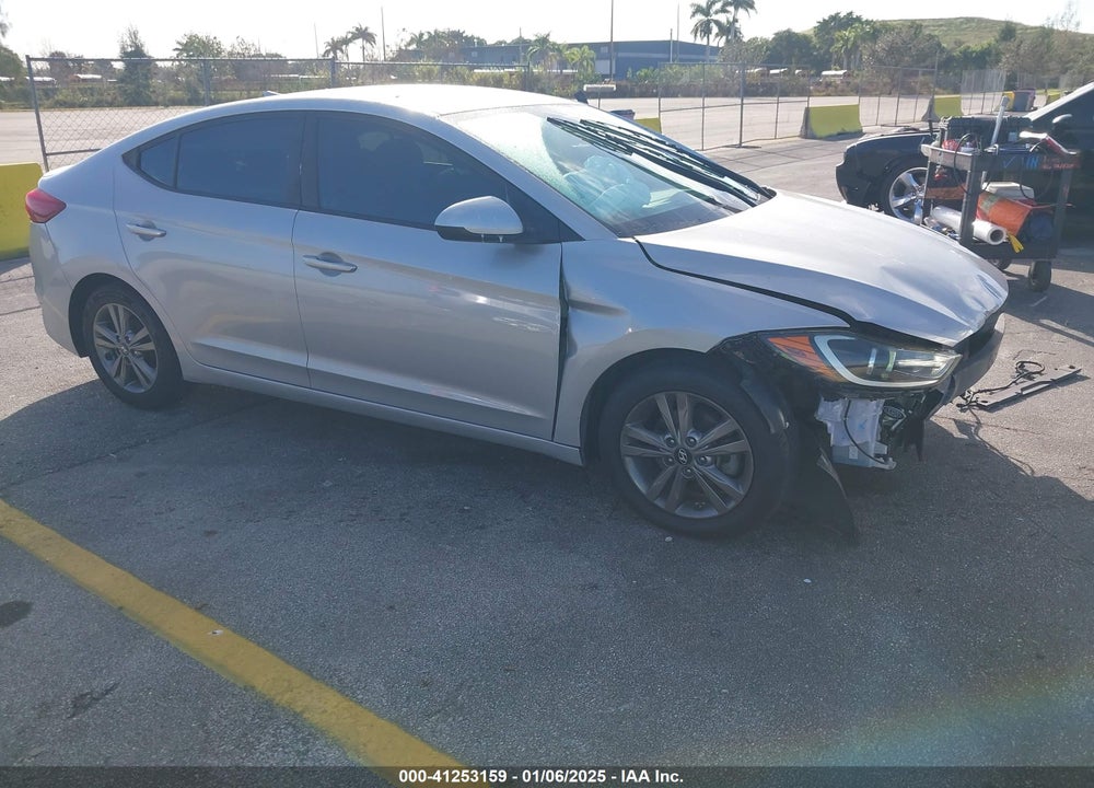 2017 HYUNDAI ELANTRA SE VIN: 5NPD84LF8HH042268