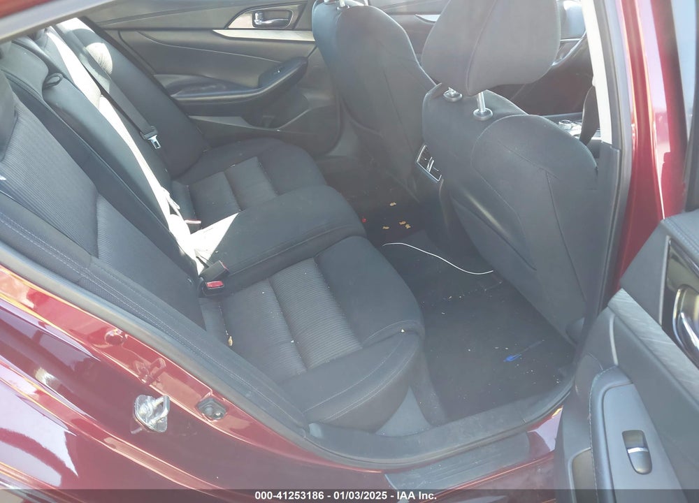 2017 NISSAN MAXIMA VIN: 1N4AA6AP4HC374188