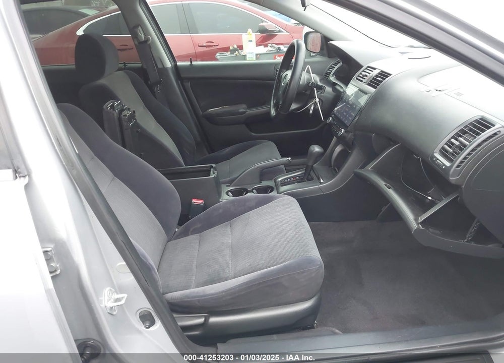 2003 HONDA ACCORD 2.4 LX VIN: JHMCM56363C013322