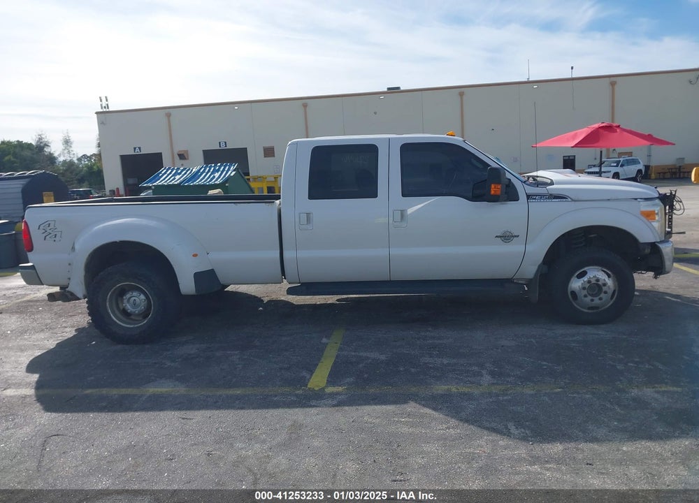 2015 FORD F-350 LARIAT VIN: 1FT8W3DT4FEB17163