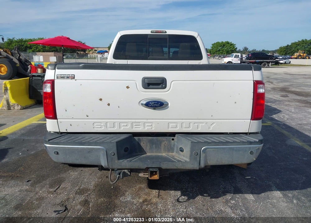 2015 FORD F-350 LARIAT VIN: 1FT8W3DT4FEB17163