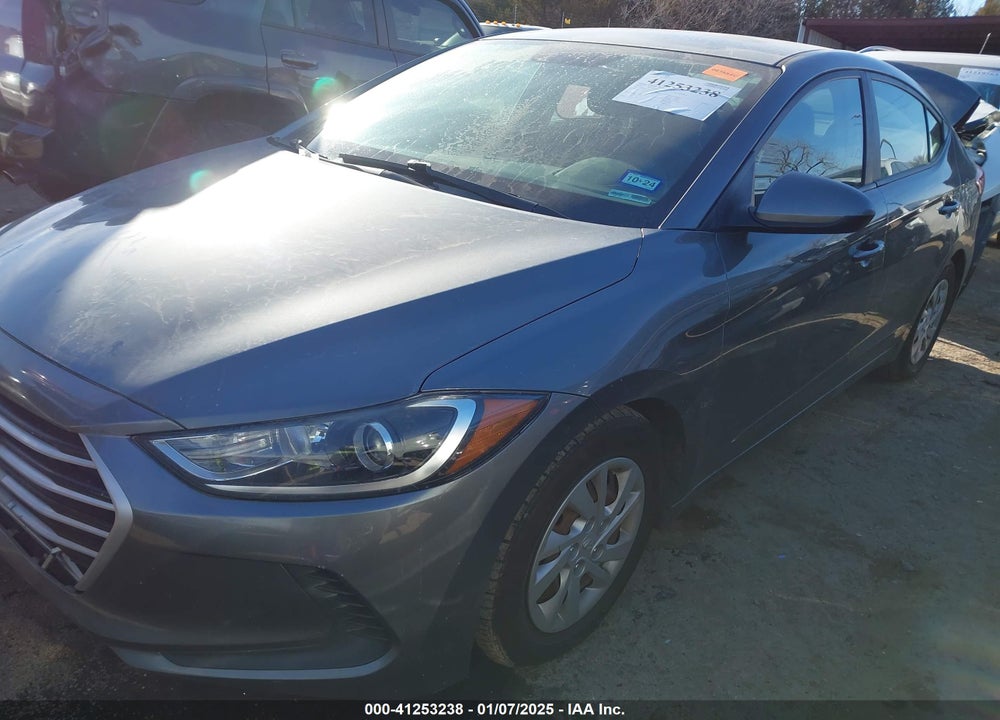 2018 HYUNDAI ELANTRA VIN: 5NPD74LF1JH393256